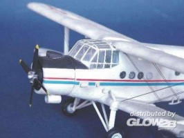 Antonov An-2 Colt / Nanchang Y-5 in 1:72