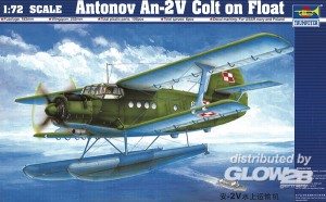 Antonov An-2M Colt Wasserflugzeug in 1:72