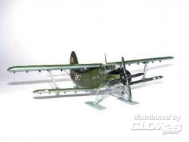 Antonov An-2M Colt mit Kufen in 1:72