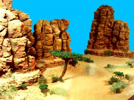 Monument Valley, Westernlandschaft, 100 x 50 x 35 cm, 1:32